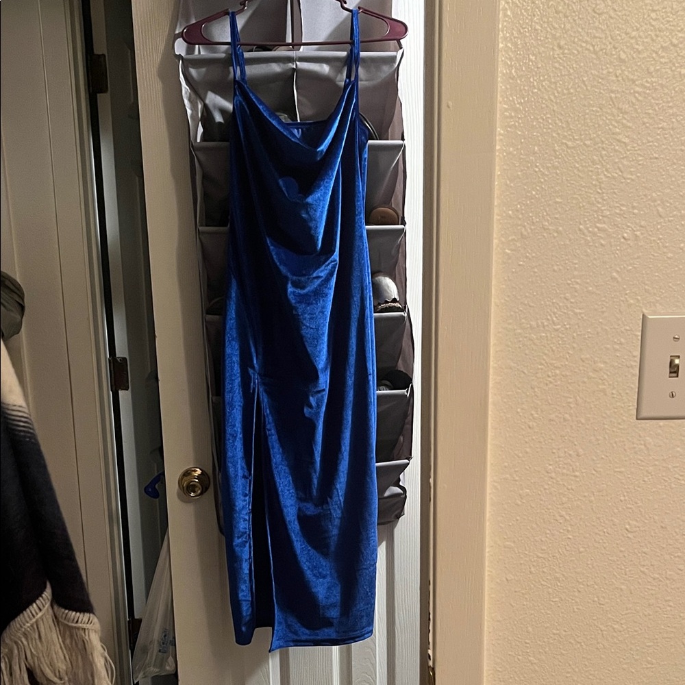 Elegant Blue Velvet Dress